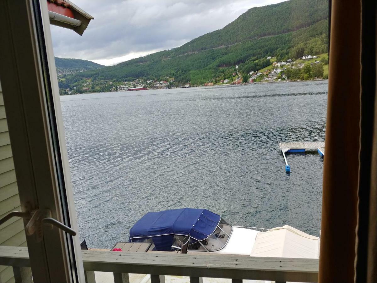 Nedre Amla Fjord Apartment Kaupanger Luaran gambar